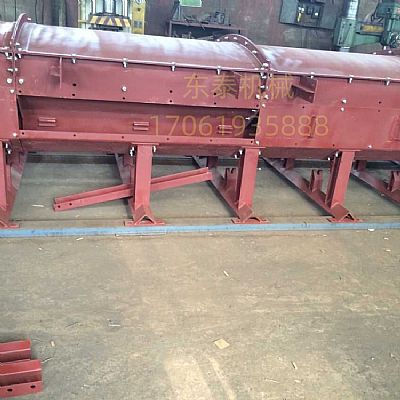 DTII型,加防溢裙板型,輸送機無動力,除塵導料槽 DTII型,加防溢裙板型,輸送機無動力,除塵導料槽